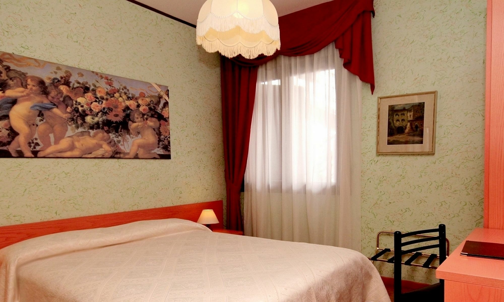 Hotel Benaco Sirmione Exterior photo